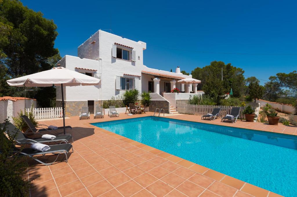 Sant Antoni de Portmany Villa | Villa Tres Yucas - La Cabaña