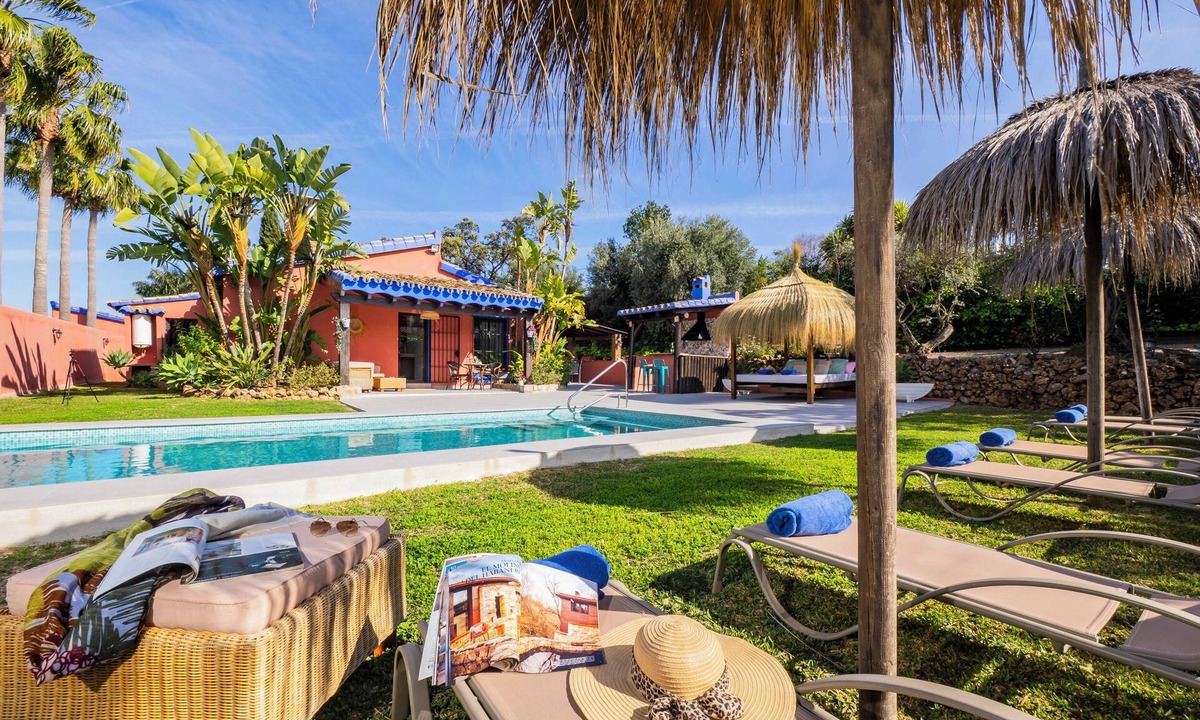 Alhaurin el Grande Villa | Villa with private pool and gardens