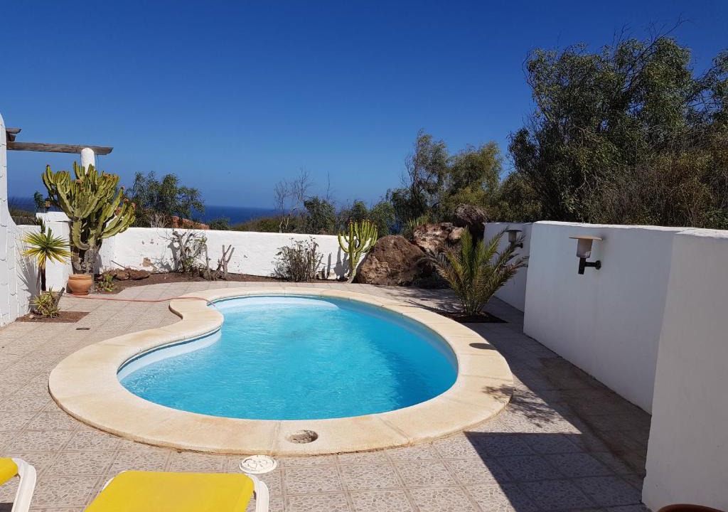Parque Holandes Villa | Villa with sea view and pool