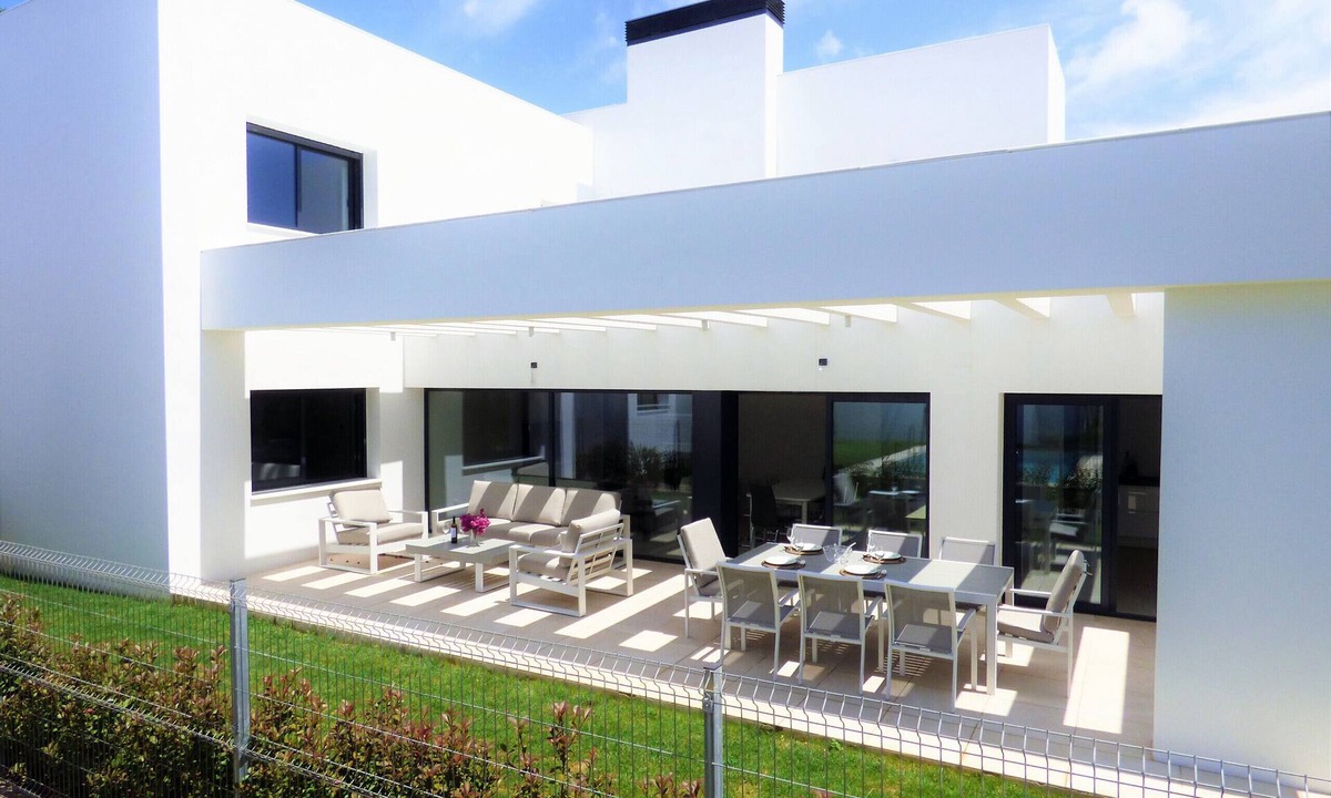 Los Gallos-Cerromolino Villa | VILLAS DEL PINAR 4 PLAYA DE LA BARROSA -R120