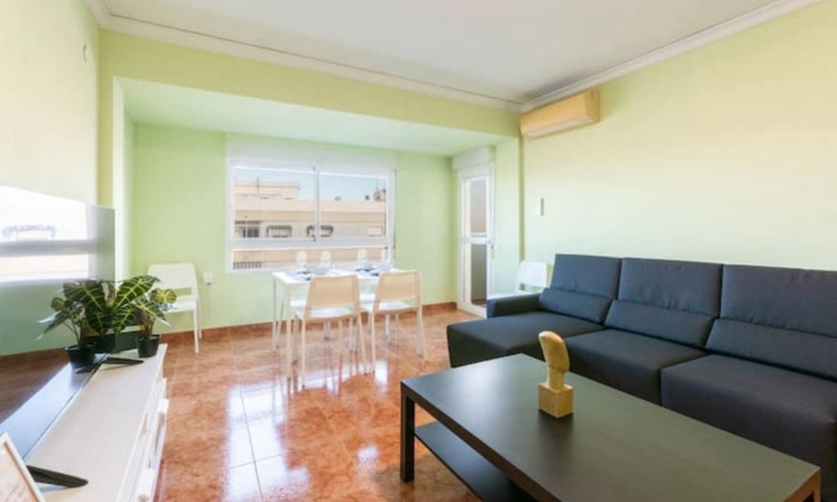 Gandia Apartment | Warm and comfort apartment very close of th e center of Gandia and beach. Peace