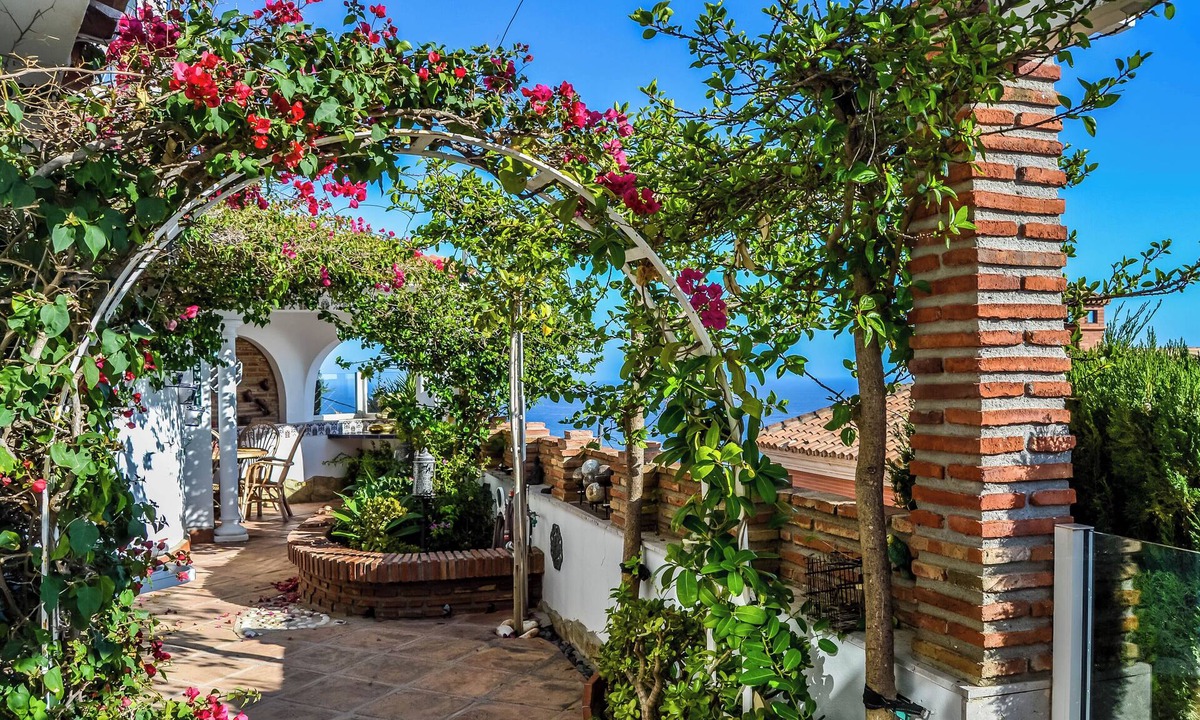 Torre de Benagalbon Bed & Breakfast | Wees Welkom bij Casa Hermosa en Geniet in een Oase van Rust