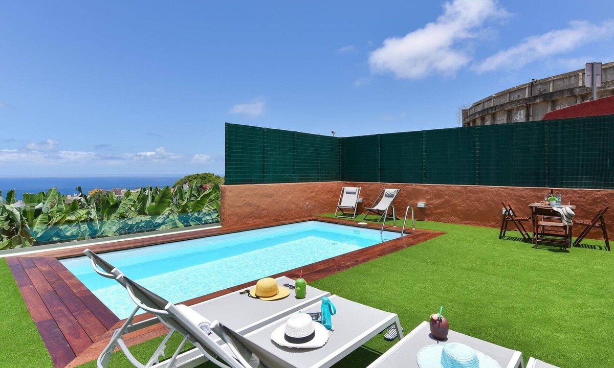 Arucas House | Wonderful private villa for 6 guests with private pool and TV