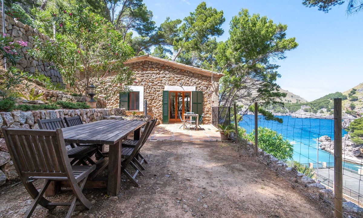 Sa Calobra House | Your Retreat in Sa Calobra to Explore the Serra de Tramuntana