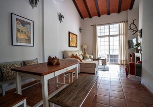 140 m² Apartment ∙ 3 bedrooms ∙ 5 guests