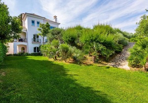 276 m² House ∙ 4 bedrooms ∙ 8 guests