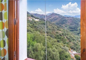 3 bedroom accommodation in Genalguacil in Genalguacil