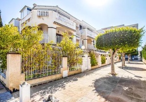 3 Bedroom Beautiful Home In Santa Pola