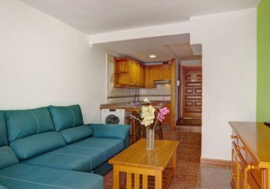Apartment 'Montecarlo Apartamento 11' with Balcony & Wi-Fi