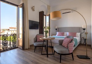 Coliseum Boutique Apartments