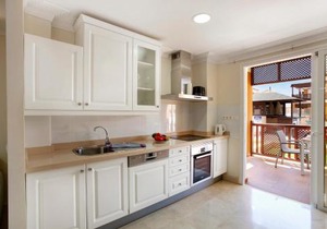 Pineda D