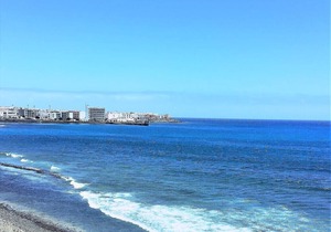 Playa de Arinaga three bedroom apartment