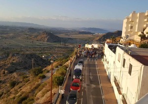South facing apartment - spectacular sea & mountain views with communal pool.