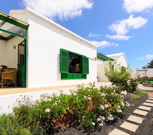 Famara Persons Terrace Garden The Ocean Of Volcanoes Sea 