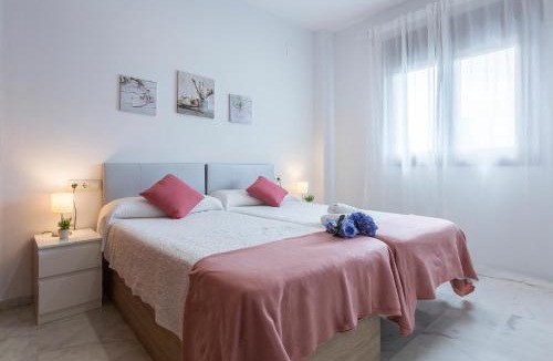 Bormujos Apartment | Áticos Lux Sevilla Piscina Parking