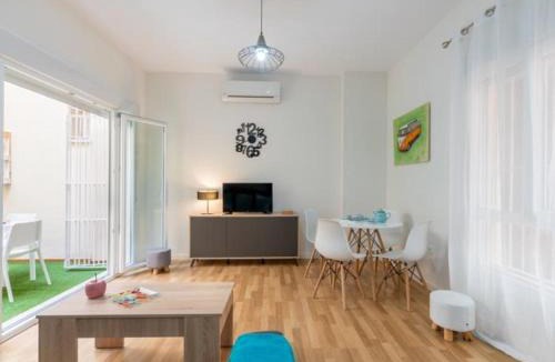 San Julian Apartment | 1 Dorm Elegante en la Sevilla más autentica
