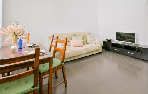 El Coronil House | 2 Bedroom Beautiful Home In El Coronil