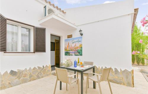 El Coronil House | 2 Bedroom Cozy Home In El Coronil