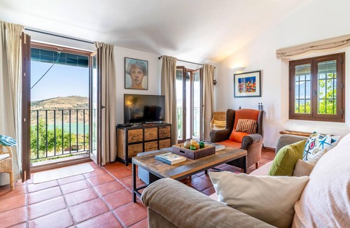 Zahara de la Sierra House | 2 bedroom luxurious home in Zahara de la Sierra