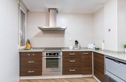 El Pilar Apartment | 2bdrm+2wc Balmes Flat Central Market by Invalencia