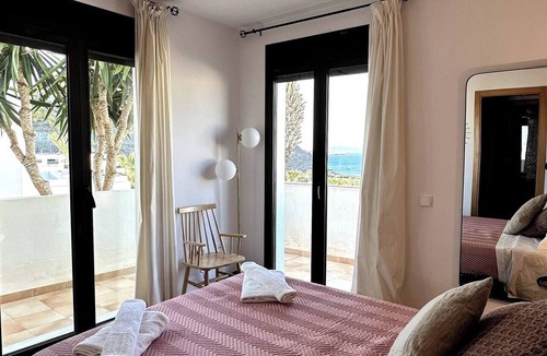 Playa Macenas Villa | 4 Bedroom in Playa Macenas beach resort.