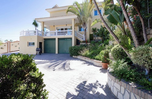 Urbanizacion Hacienda las Chapas Villa | 4-bedroom luxury villa in fabulous Marbella - Casa Bosqueverde