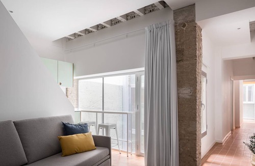 Doctor Barraquer-Grupo Renfe-Policlinico Apartment | 40 m² Apartment ∙ 1 bedroom ∙ 4 guests