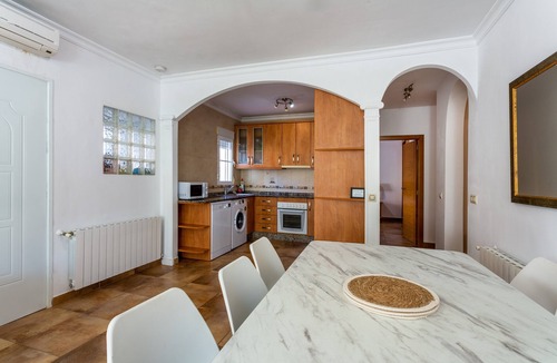 La Zenia Villa | "5 bedroom Villa private Pool and Garden" close to the Sea with Pool & Wi-Fi
