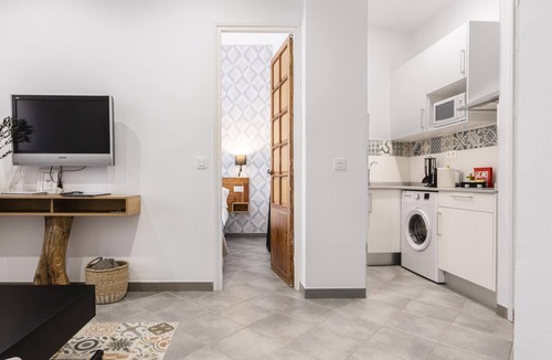 Lagunillas Apartment | 7 Condes 3 2 bedroom apartment by Málaga Planners