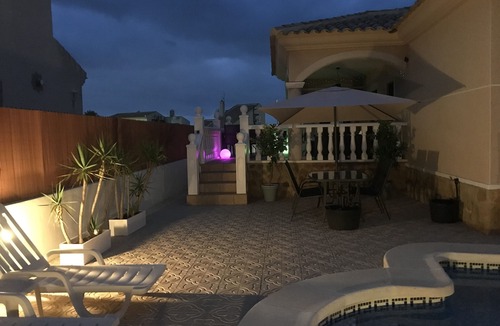 San Fulgencio Villa | 8-person spacious villa with private terraces and large pool 'Casa Viva La Vida'