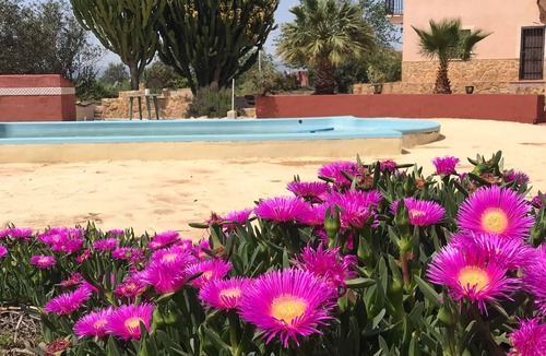 Daya Nueva Villa | A large familiy poolvilla with a lot of Privacy