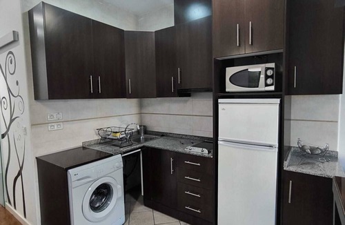 Barri Vell - Santa Creu Apartment | ABAD STUDIO with views of the Santa Barbara Castle, 5 minutes from the beach