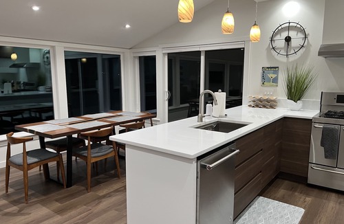 Olympia House | Absolute Beachfront, NEW and IMPROVED.