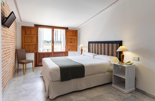 Betera Hotel | Ad Hoc Parque
