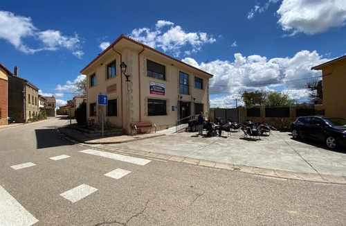 Santovenia de Oca Hostel | ALBERGUE EL CAMINO DE SANTOVENIA solo para Peregrinos