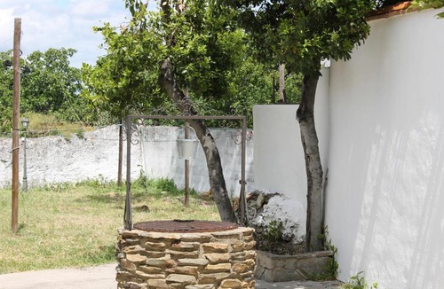 Garrovillas de Alconetar Hostel | Albergue Turistico La Higuera
