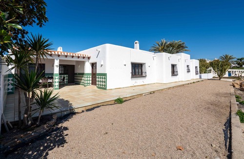 Vista de los Angeles-Rumina Ski Chalet | AlmeriaSuite Villa Los Carrillones Mojacar