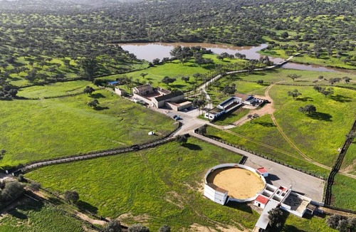 Guillena Resort | Alojamiento Rural Finca Barral