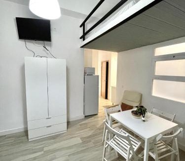 Ciudad Jardin Apartment | Alojamientos La Noria de la Albolafia