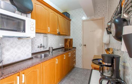 Santa Pola Apartment | Amazing Apartment In Santa Pola With Wifi
