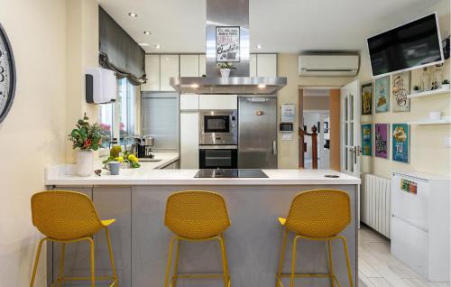 Illora House | Amazing Home In Illora