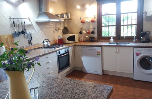 Comares Villa | Amazing private villa, pool, 4 bedrooms 3 bathrooms, views, wifi, pizza oven