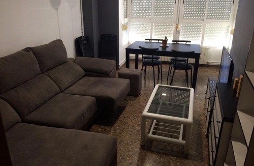 Jesus Apartment | Amplio y Comodo Apartamento con parking