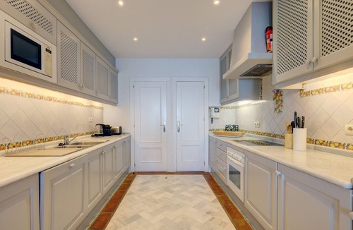 Bahia de Casares Apartment | Apartment "Penthouse La Perla de la Bahia 3" with Sea View, Shared Pool & Wi-Fi
