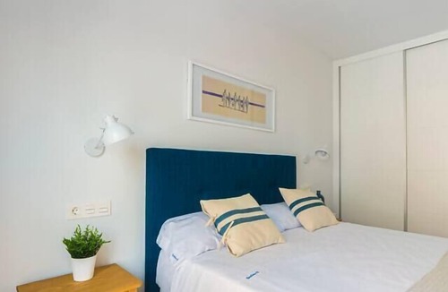 Alicante Hotel | Ap. Marino 2nd floor shared heated swimming pool