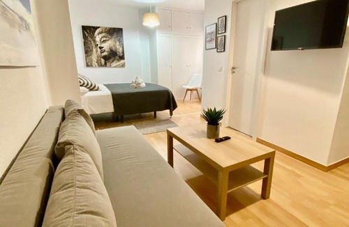 La Trinidad-San Juan y Todos los Santos Apartment | Apartamento centrico y tranquilo