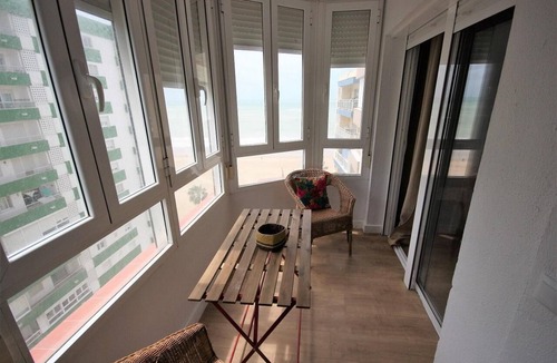 Cadiz Apartment | Apartamento con Vistas a Playa. Ideal Para Familias