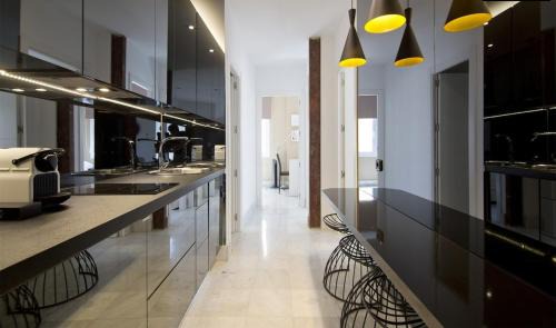 Las Acacias Apartment | Apartamento Embajadores -No Ascensor-