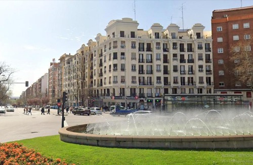 Las Acacias Apartment | Apartamento Embajadores -No Ascensor-