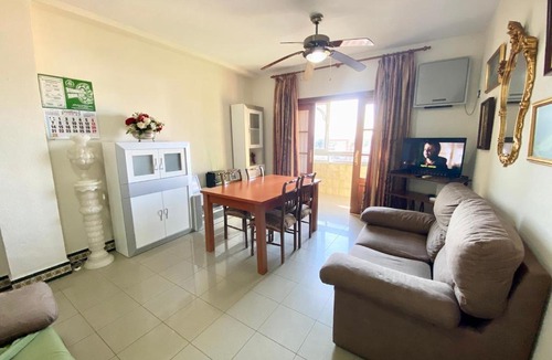 Distrito de Levante Apartment | Apartamento en Fátima con excelente conexión a BLET, UCO y Las Quemadas